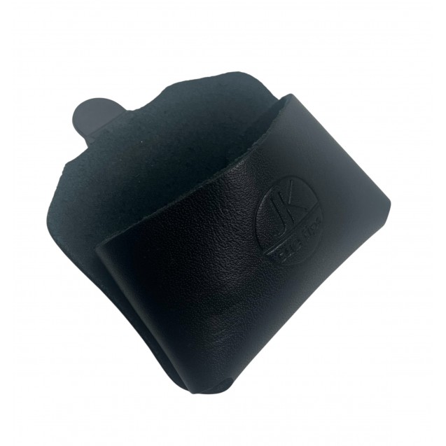 SUPORTE DE GIZ EM COURO JK - PRETO